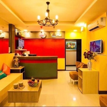 Anh Anh Homestay Bangkok Bagian luar foto
